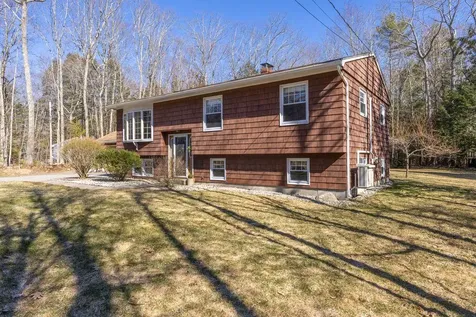 139 Albion Road Windham ME 04062
