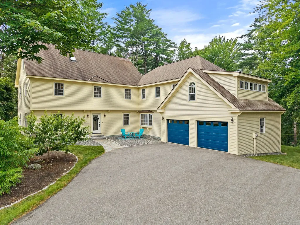 43 Darling Parke Drive Bangor ME 04401