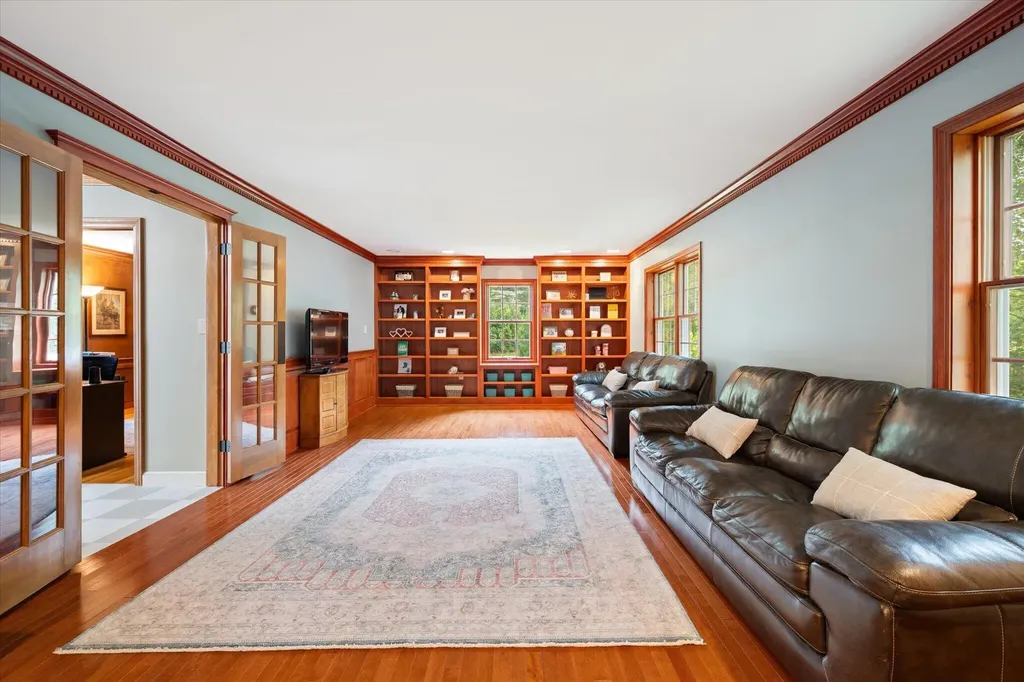 43 Darling Parke Drive Bangor ME 04401