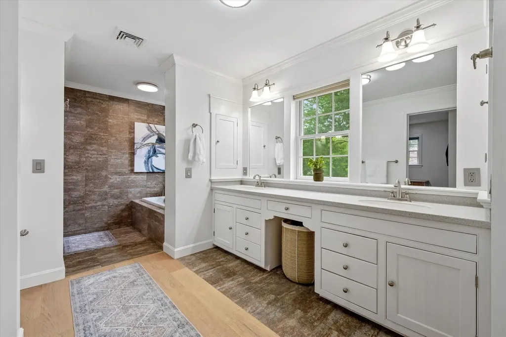 43 Darling Parke Drive Bangor ME 04401
