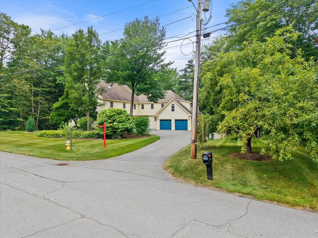 43 Darling Parke Drive Bangor ME 04401