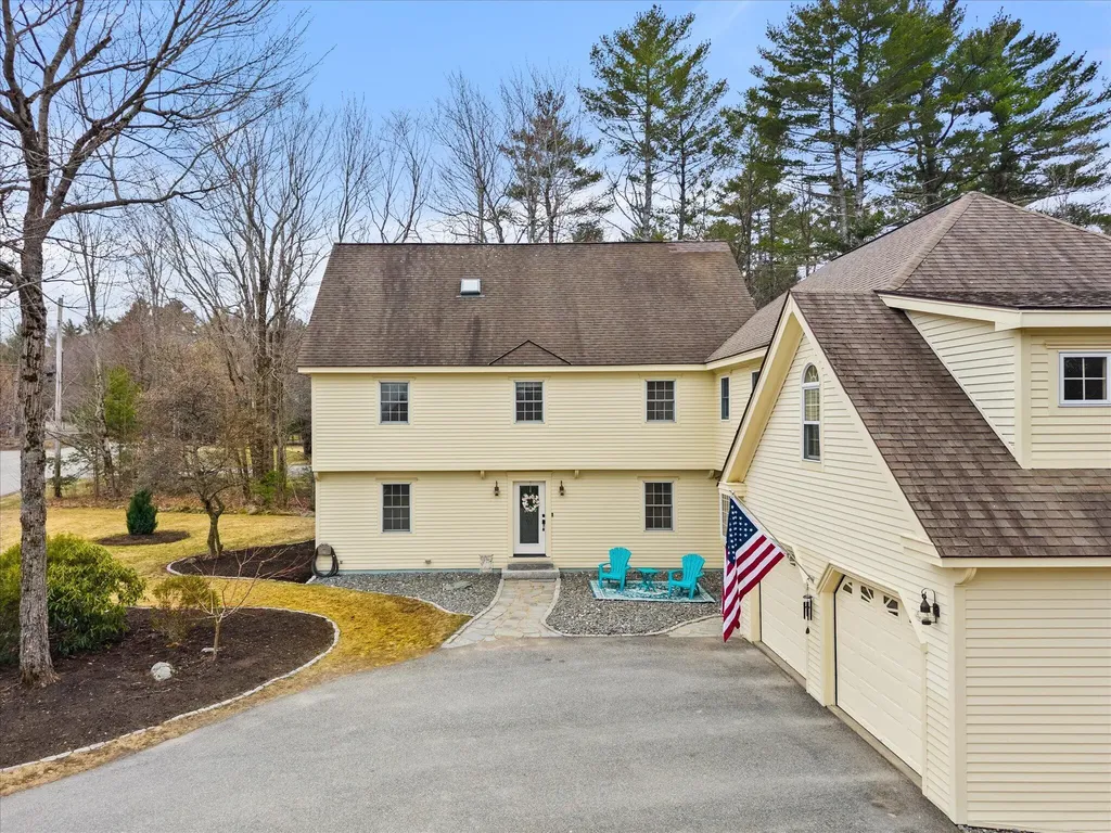 43 Darling Parke Drive Bangor ME 04401