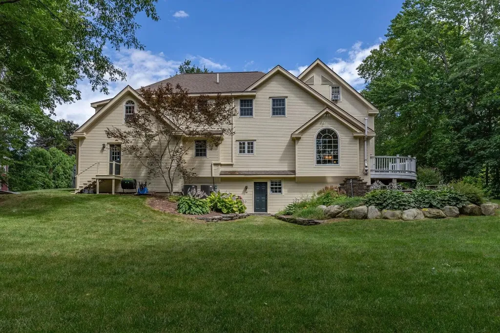 43 Darling Parke Drive Bangor ME 04401