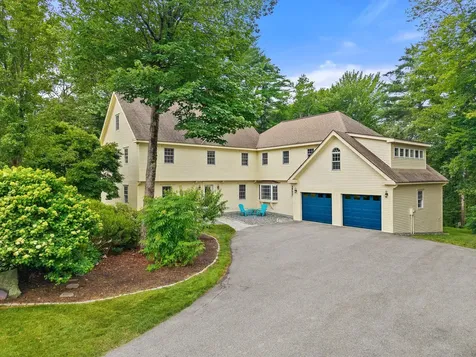 43 Darling Parke Drive Bangor ME 04401