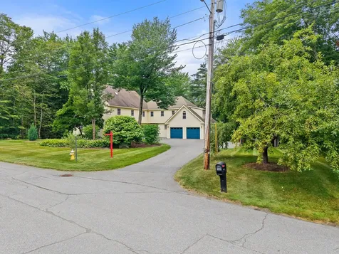43 Darling Parke Drive Bangor ME 04401