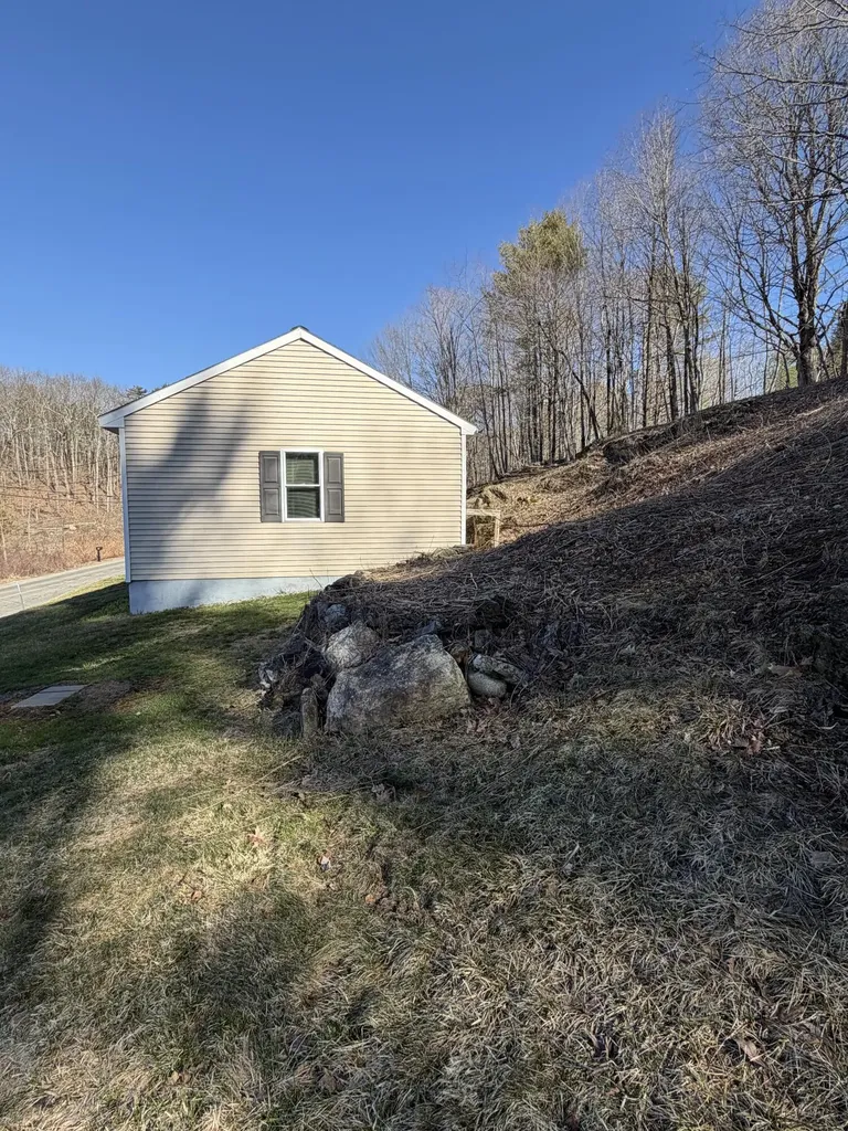 187 Greene Street Sabattus ME 04280