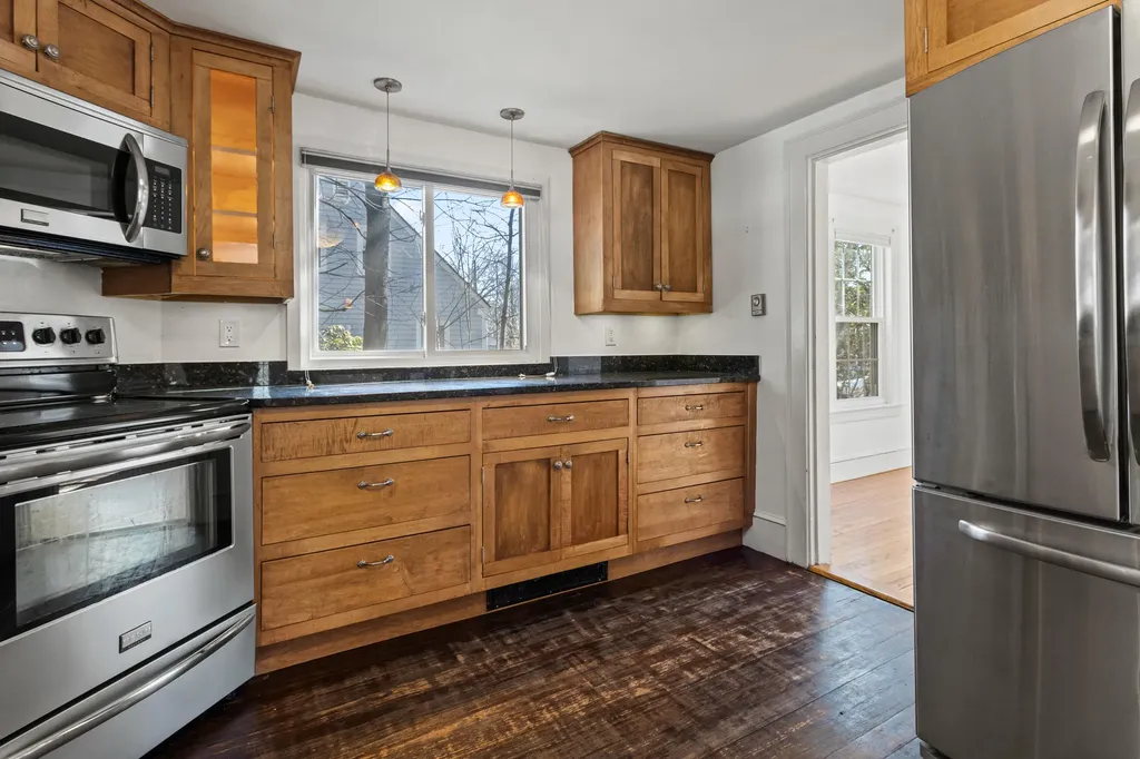75 Kaler Road South Portland ME 04106