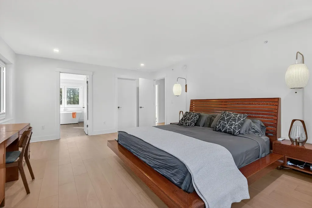 55 Hawthorne Lane South Portland ME 04106