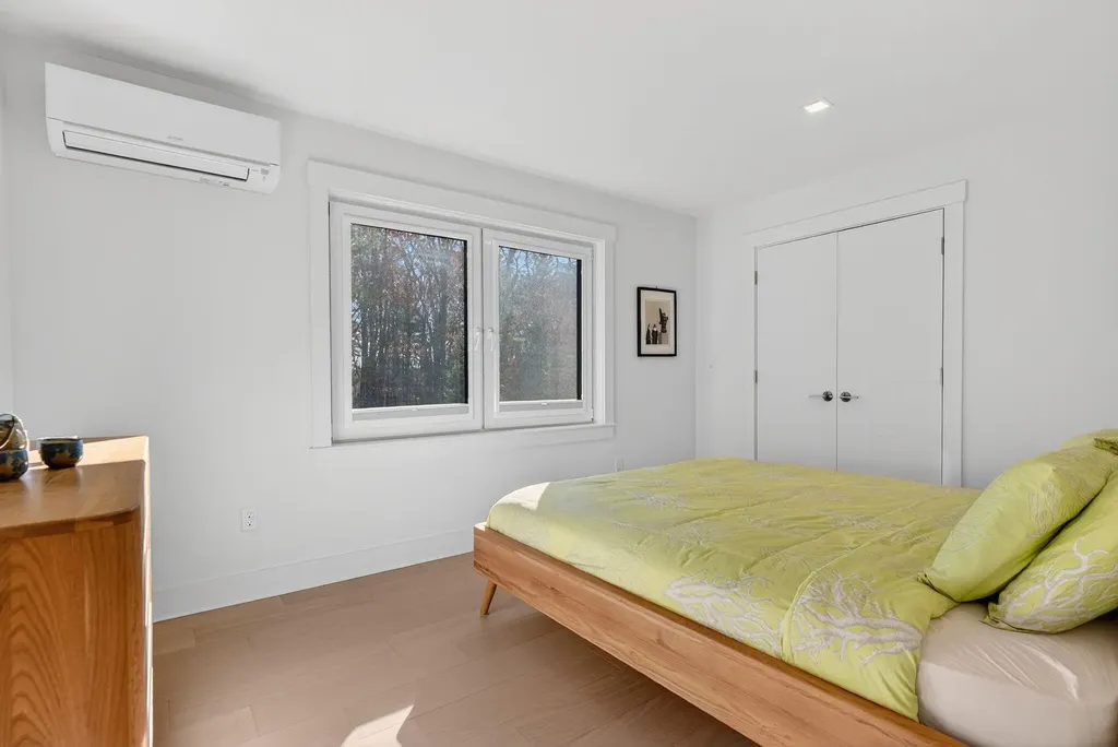 55 Hawthorne Lane South Portland ME 04106