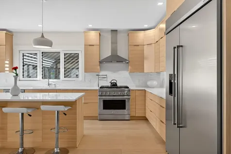 55 Hawthorne Lane South Portland ME 04106