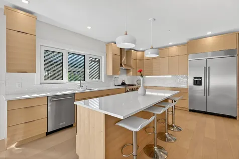 55 Hawthorne Lane South Portland ME 04106