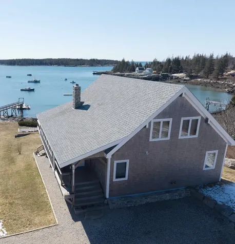 28 City Point Road Vinalhaven ME 04863