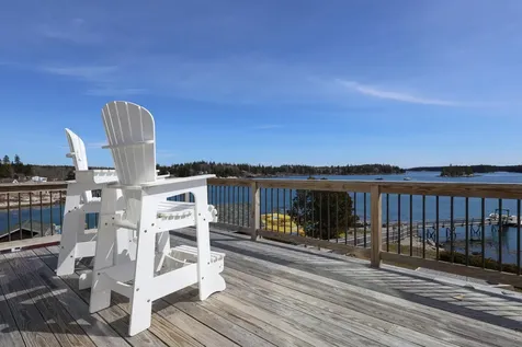 28 City Point Road Vinalhaven ME 04863