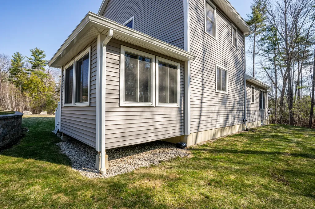 16 Pheasant Lane Eliot ME 03903
