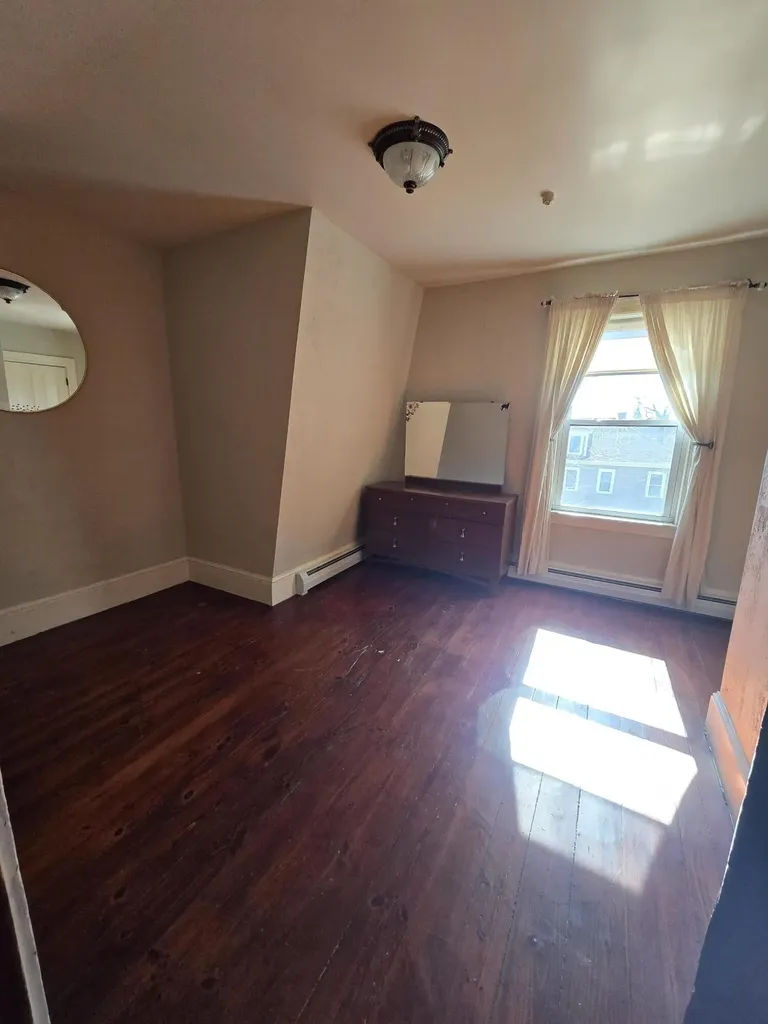 27 Turner Street Buckfield ME 04220
