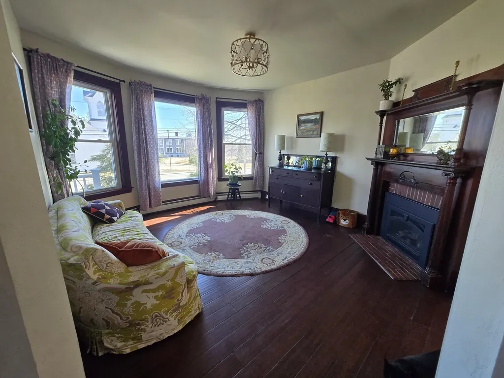 27 Turner Street Buckfield ME 04220