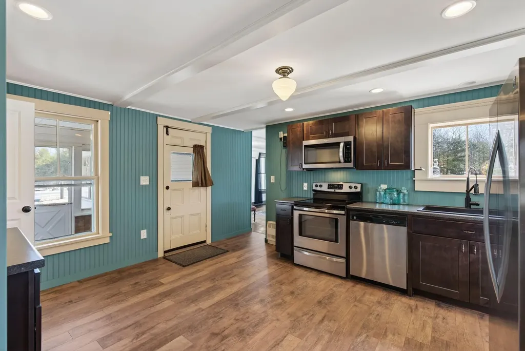 15 Roberts Ridge Road Waterboro ME 04030