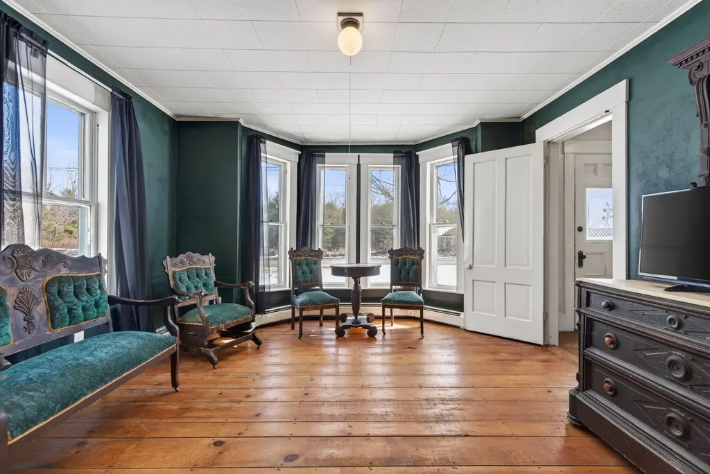 15 Roberts Ridge Road Waterboro ME 04030