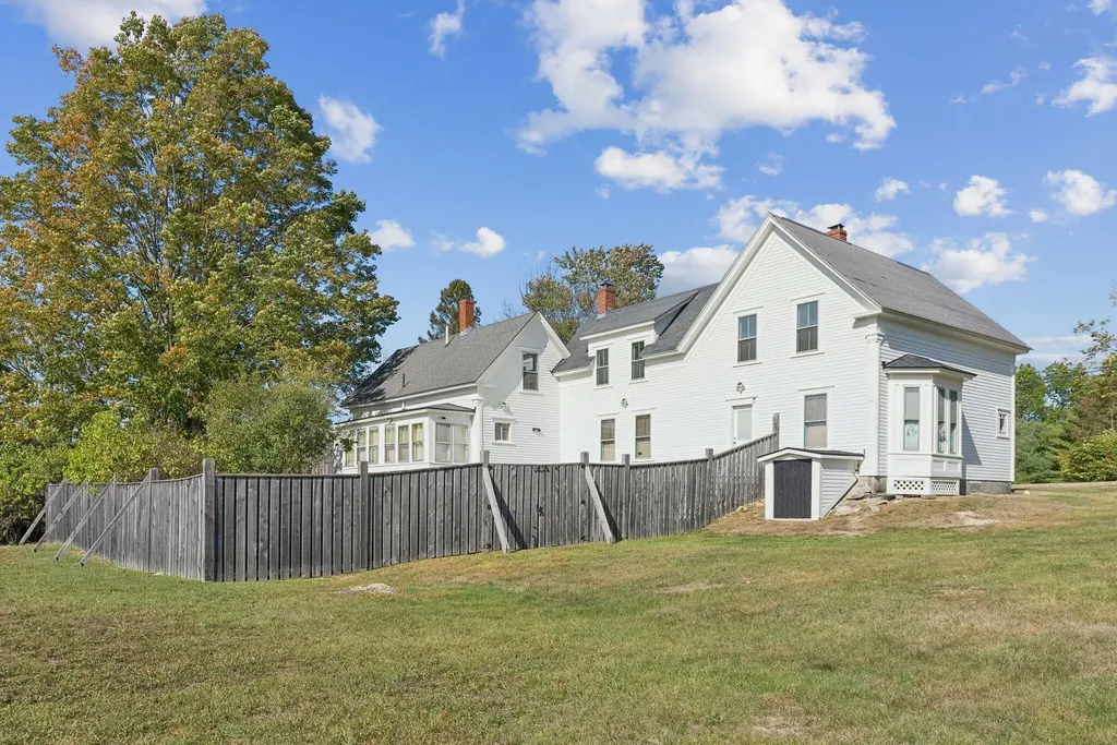 15 Roberts Ridge Road Waterboro ME 04030