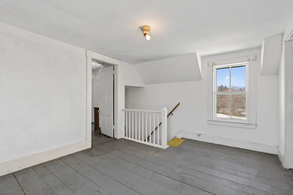 15 Roberts Ridge Road Waterboro ME 04030