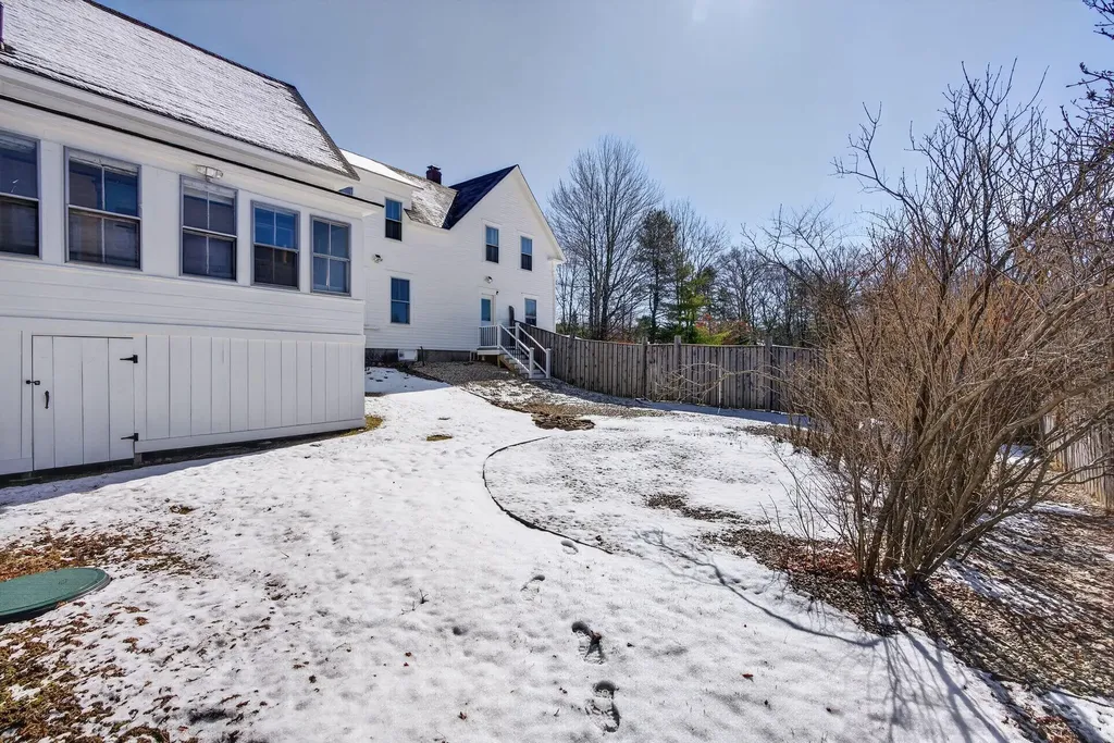 15 Roberts Ridge Road Waterboro ME 04030
