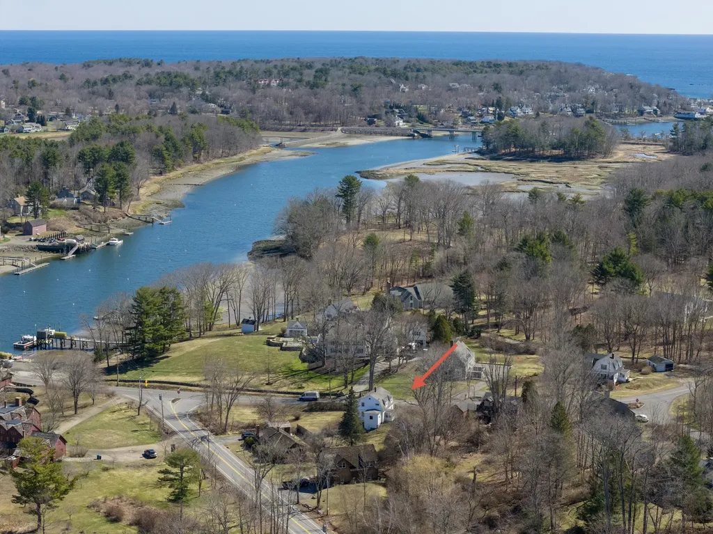 17 Seabury Road York ME 03909