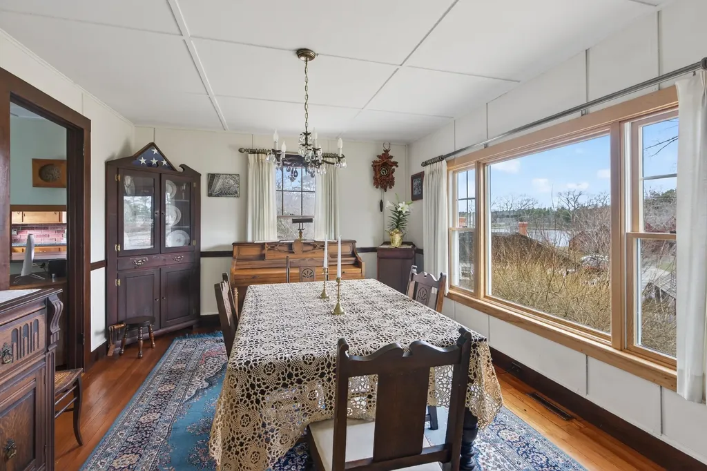 17 Seabury Road York ME 03909