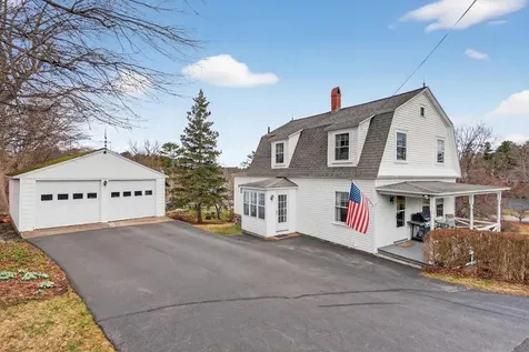 17 Seabury Road York ME 03909