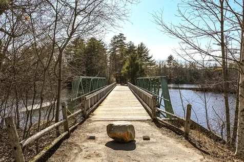 18 Cosmic Way Windham ME 04062