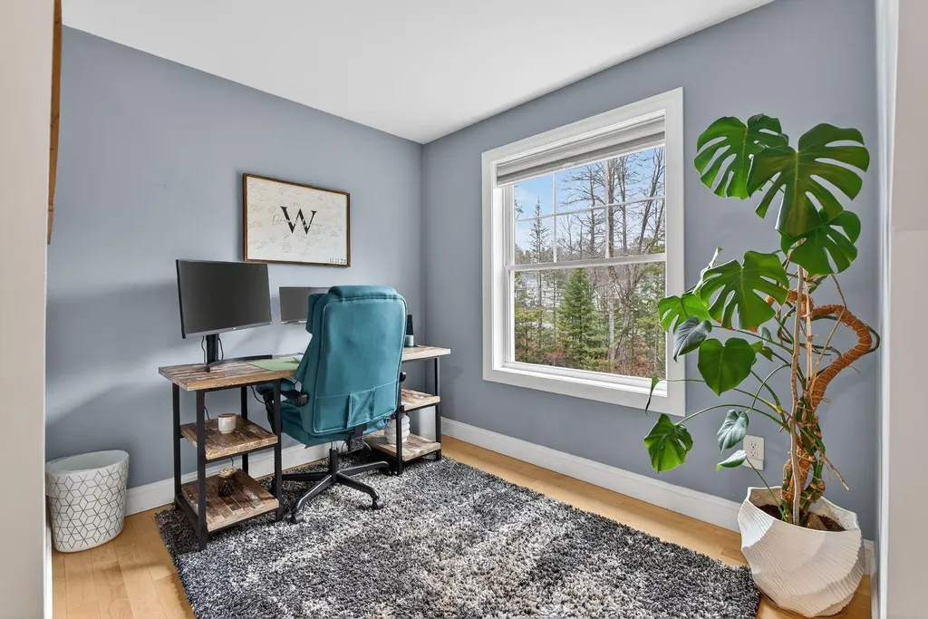 10 Newfield Road Freeport ME 04032