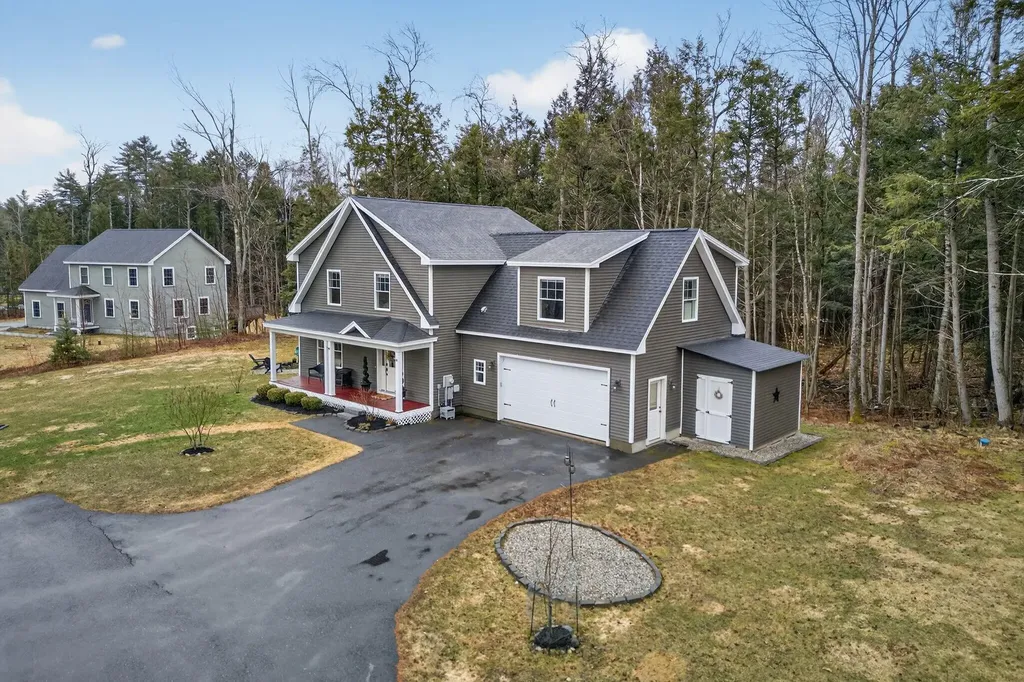 10 Newfield Road Freeport ME 04032