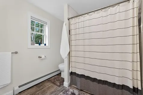 10 Newfield Road Freeport ME 04032