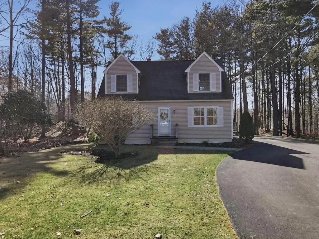 14 Hill Creek Drive Kittery ME 03904