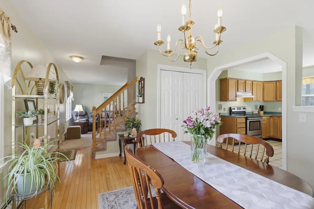 14 Hill Creek Drive Kittery ME 03904