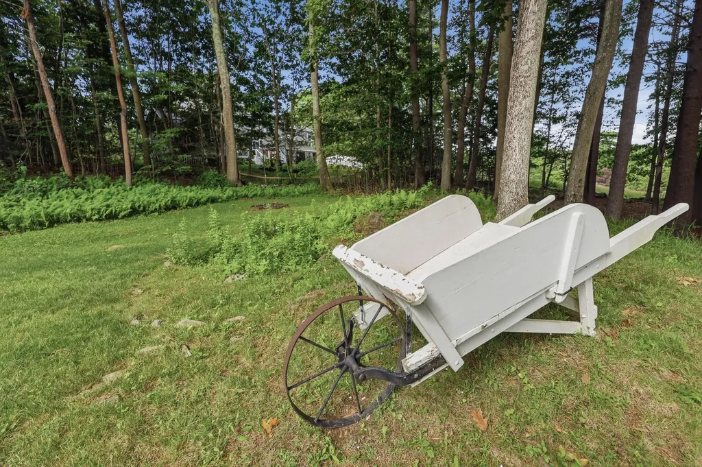 14 Hill Creek Drive Kittery ME 03904
