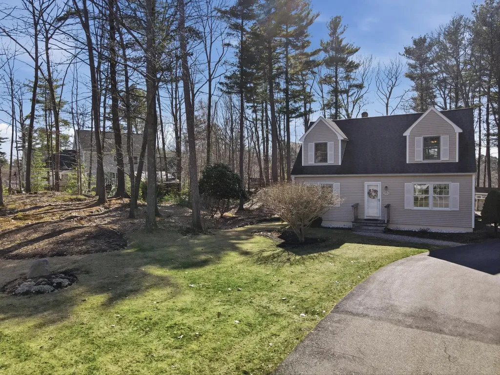 14 Hill Creek Drive Kittery ME 03904