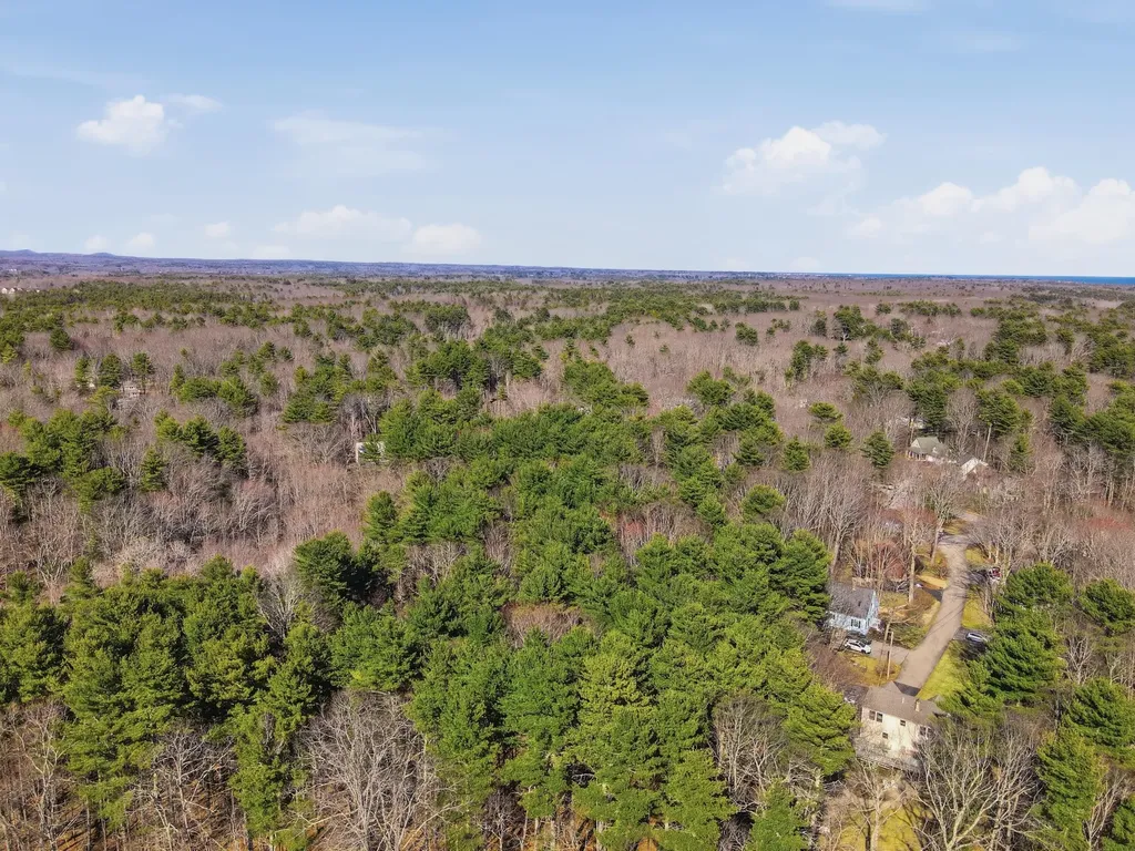 14 Hill Creek Drive Kittery ME 03904