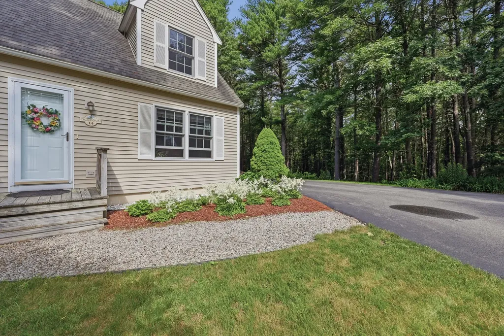 14 Hill Creek Drive Kittery ME 03904