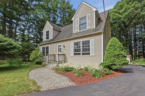 14 Hill Creek Drive Kittery ME 03904