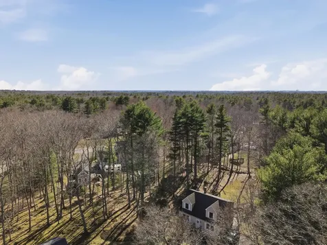 14 Hill Creek Drive Kittery ME 03904