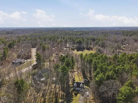 14 Hill Creek Drive Kittery ME 03904