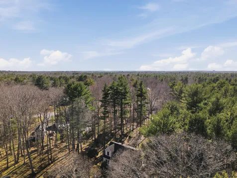 14 Hill Creek Drive Kittery ME 03904