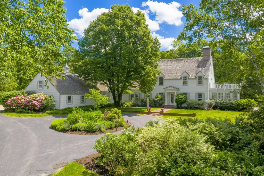 3 Canter Lane Cape Elizabeth ME 04107