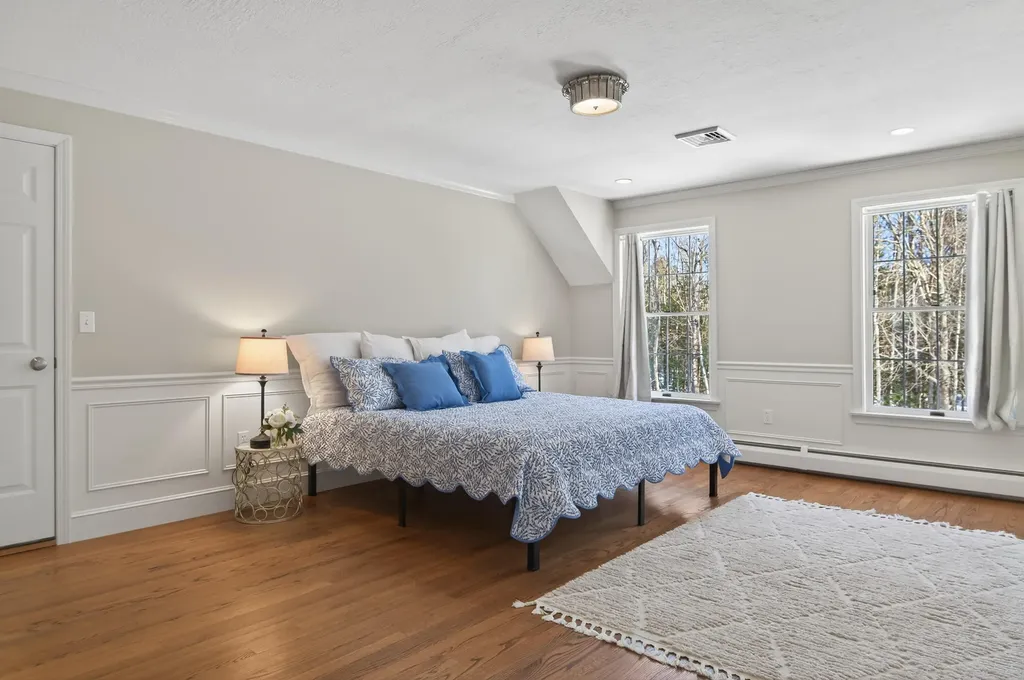 3 Canter Lane Cape Elizabeth ME 04107
