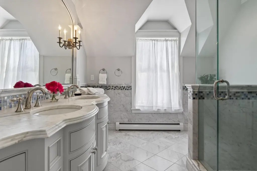 3 Canter Lane Cape Elizabeth ME 04107