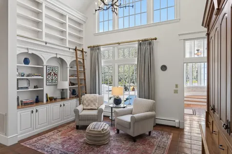 3 Canter Lane Cape Elizabeth ME 04107