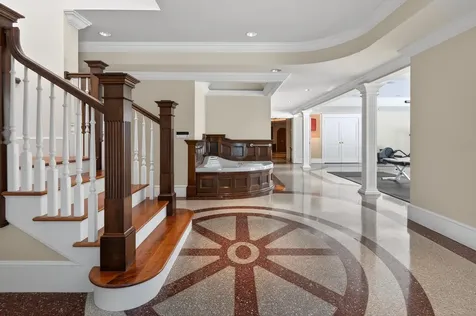 3 Canter Lane Cape Elizabeth ME 04107