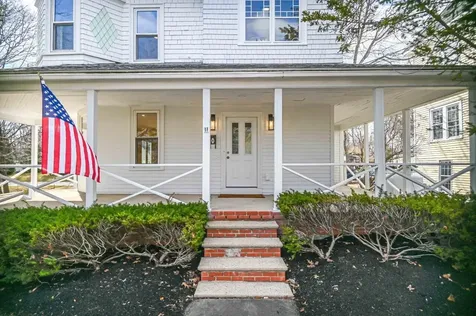 11 Rogers Road Kittery ME 03904