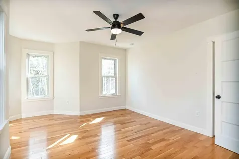 11 Rogers Road Kittery ME 03904