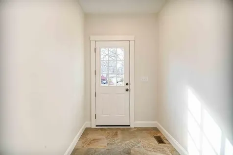 11 Rogers Road Kittery ME 03904